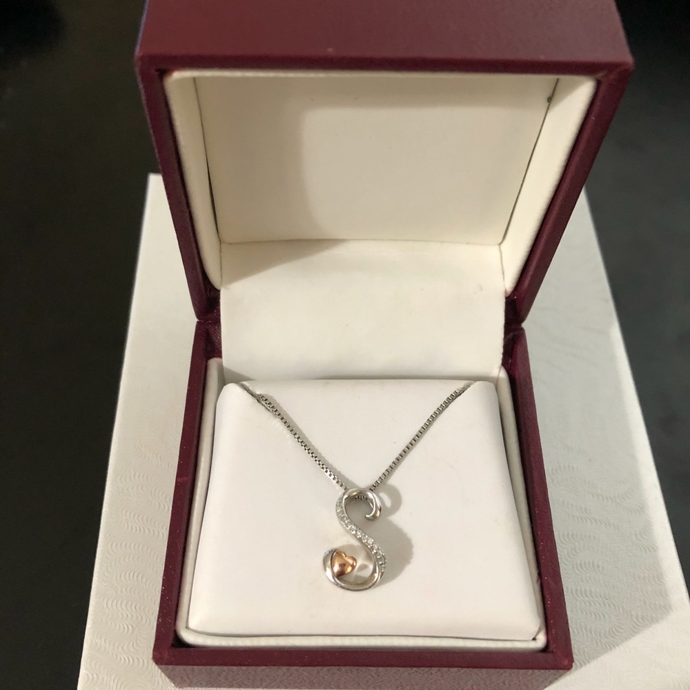Helzberg Diamond I am loved diamond pendant - Picture 3 of 7